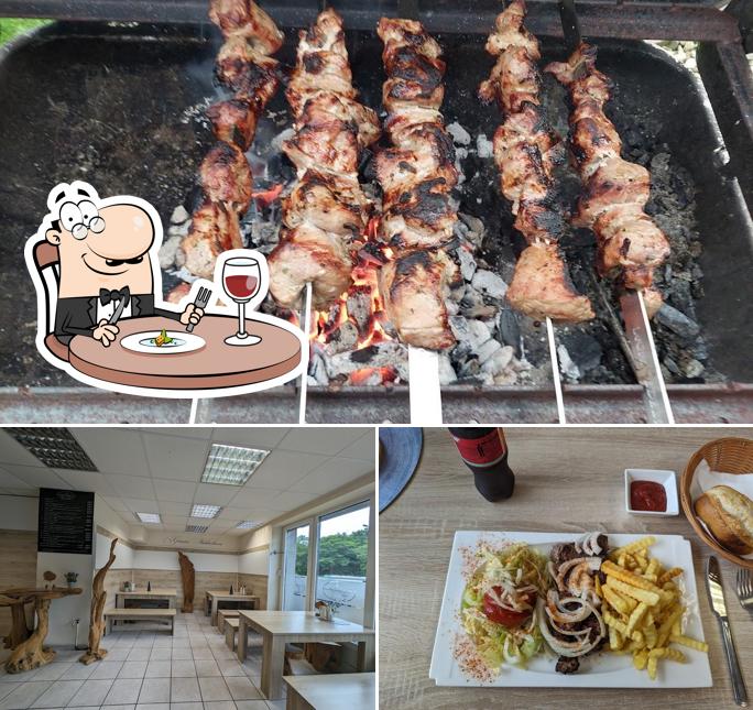 Schaschlik auf dem Grill